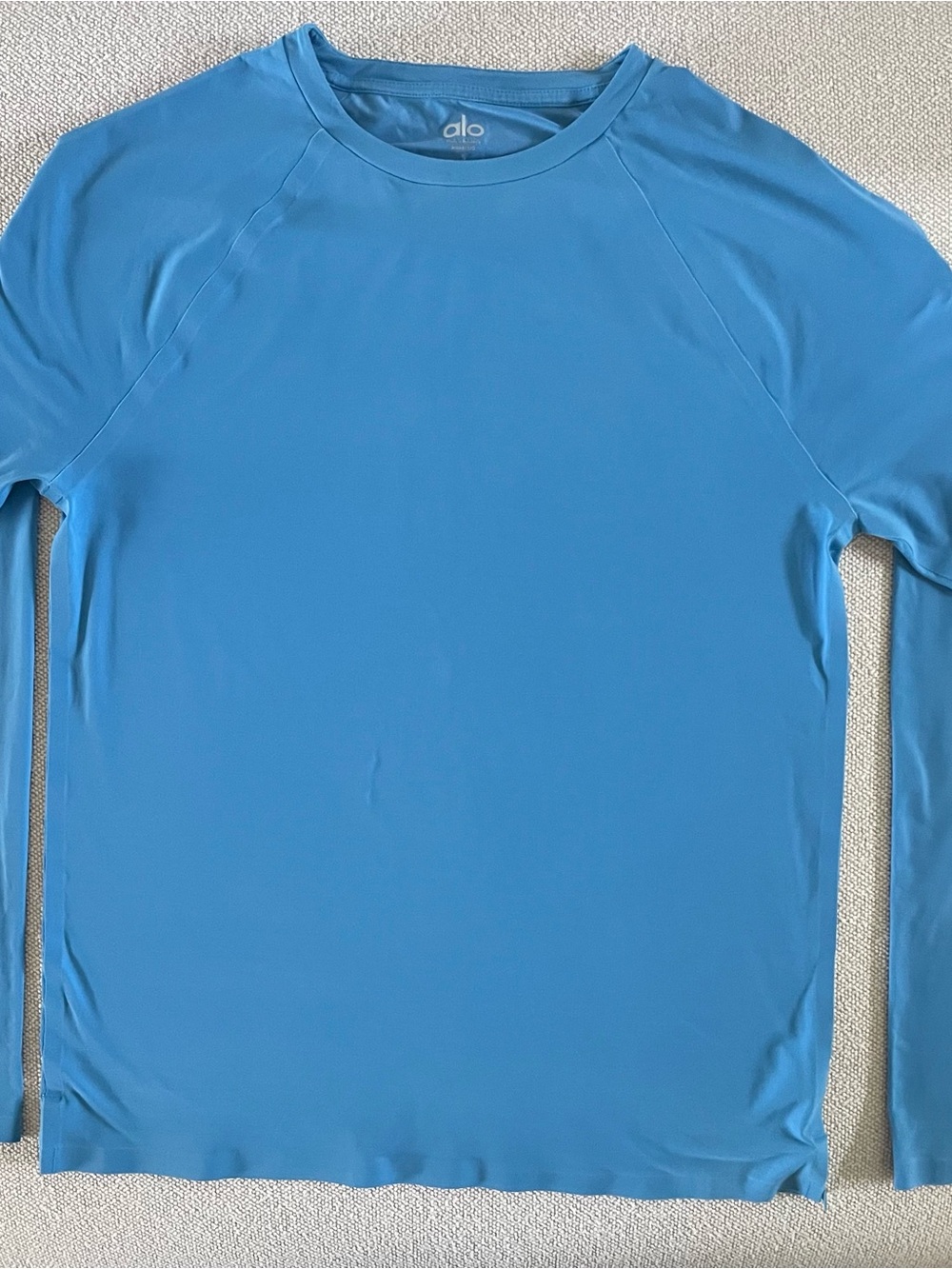 Men's Alo Idol Performance Long Sleeved T-Shirt
